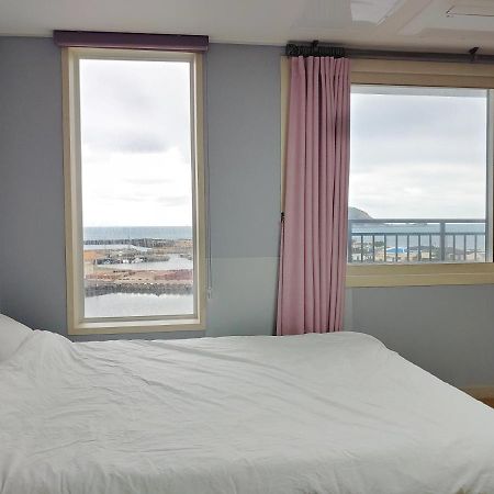 Eutteum-Won Pension Jeju Ngoại thất bức ảnh