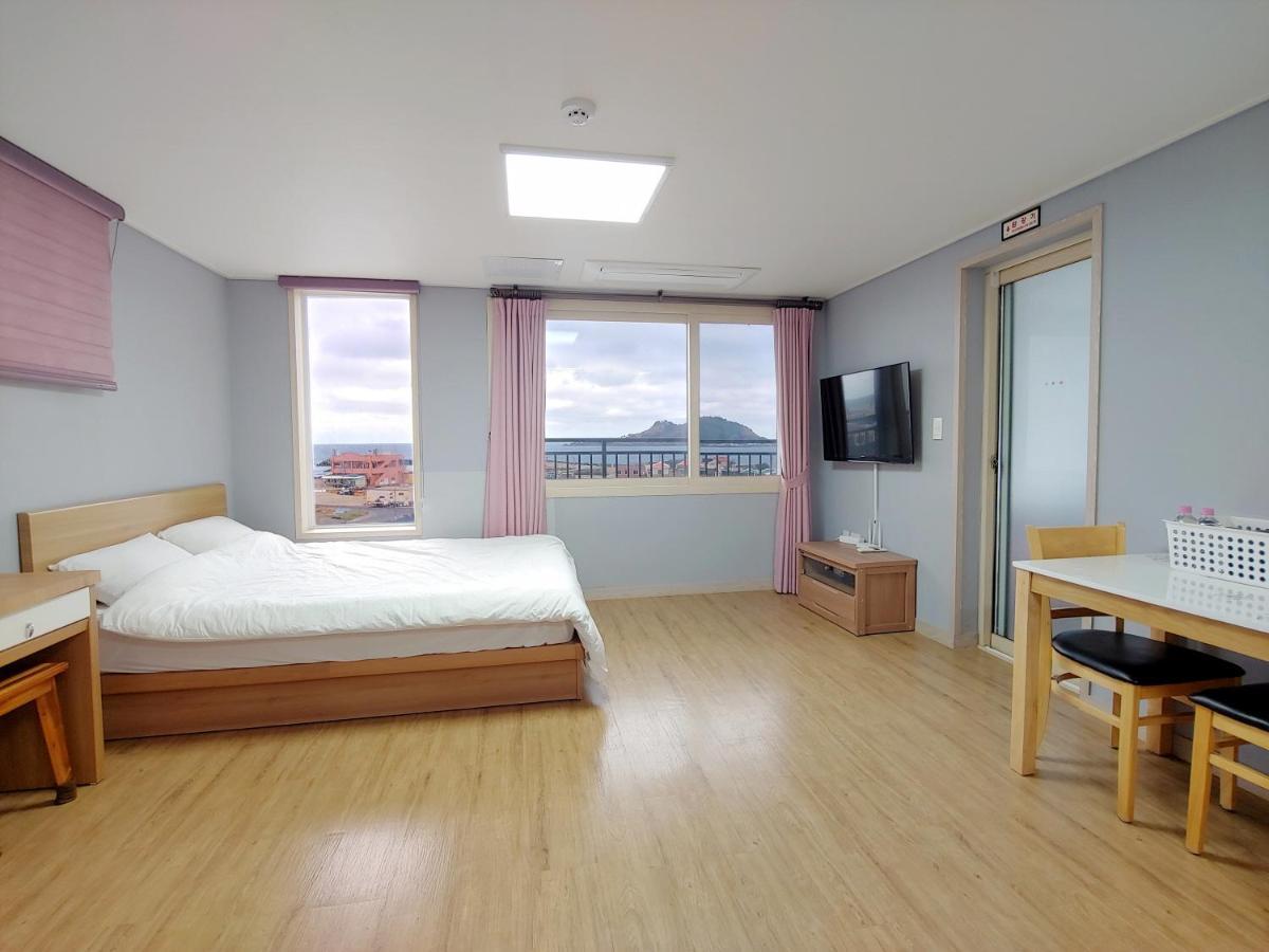 Eutteum-Won Pension Jeju Ngoại thất bức ảnh