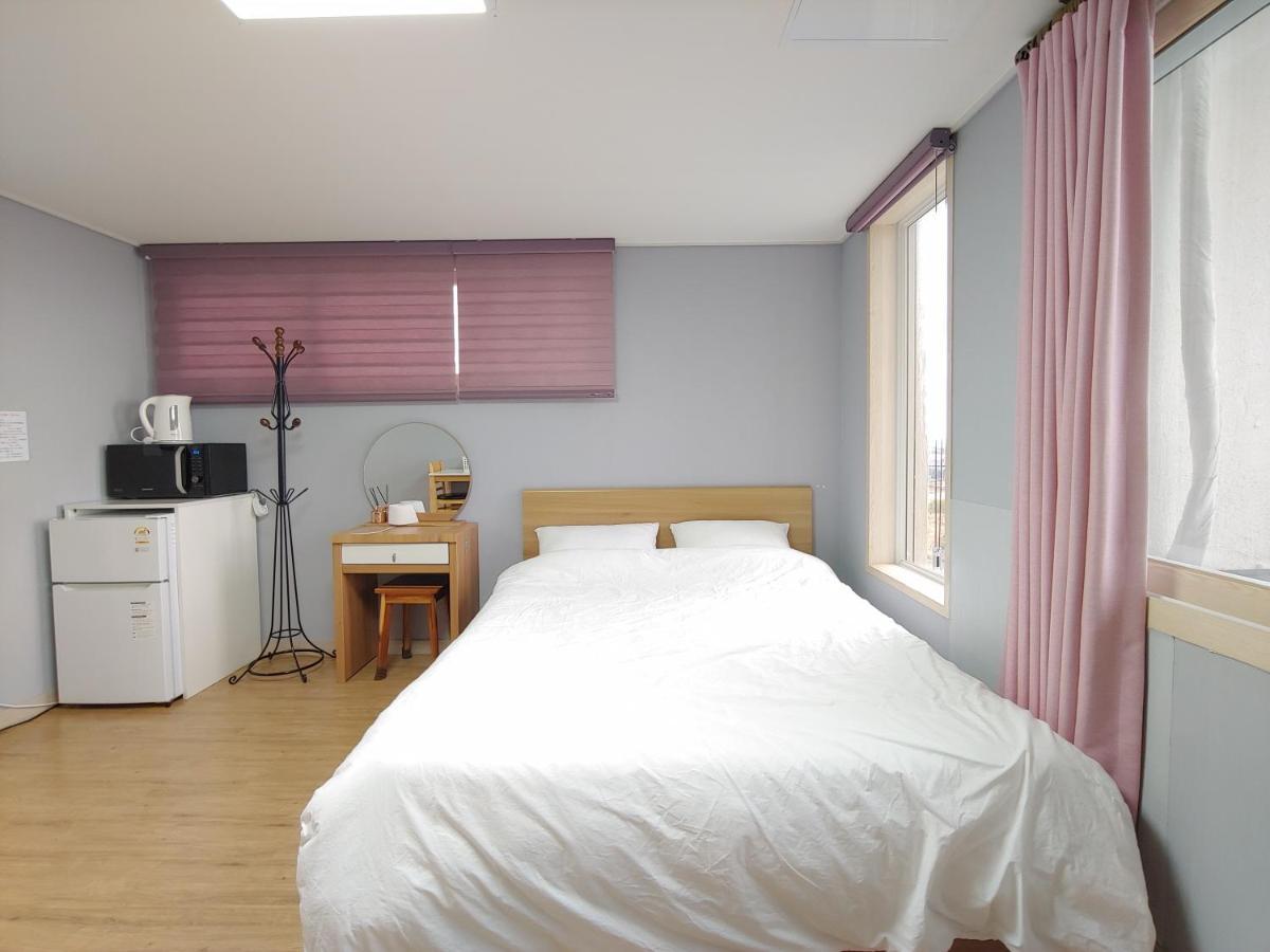 Eutteum-Won Pension Jeju Ngoại thất bức ảnh