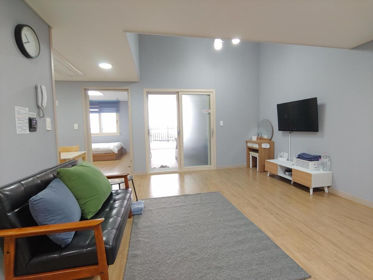 Eutteum-Won Pension Jeju Ngoại thất bức ảnh