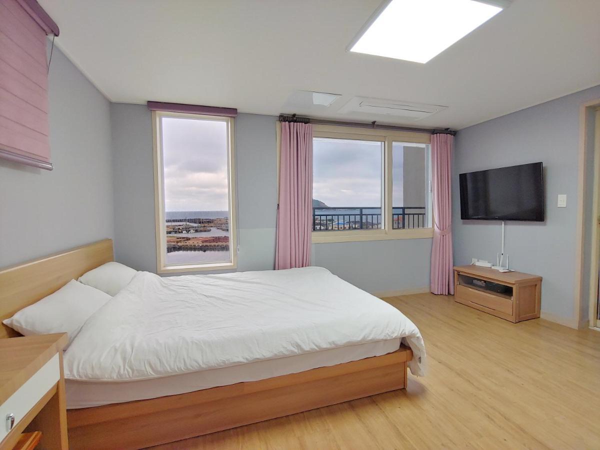 Eutteum-Won Pension Jeju Ngoại thất bức ảnh